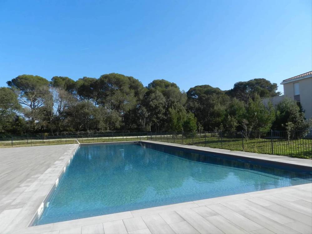 PISCINE NOUVELLES TERRES