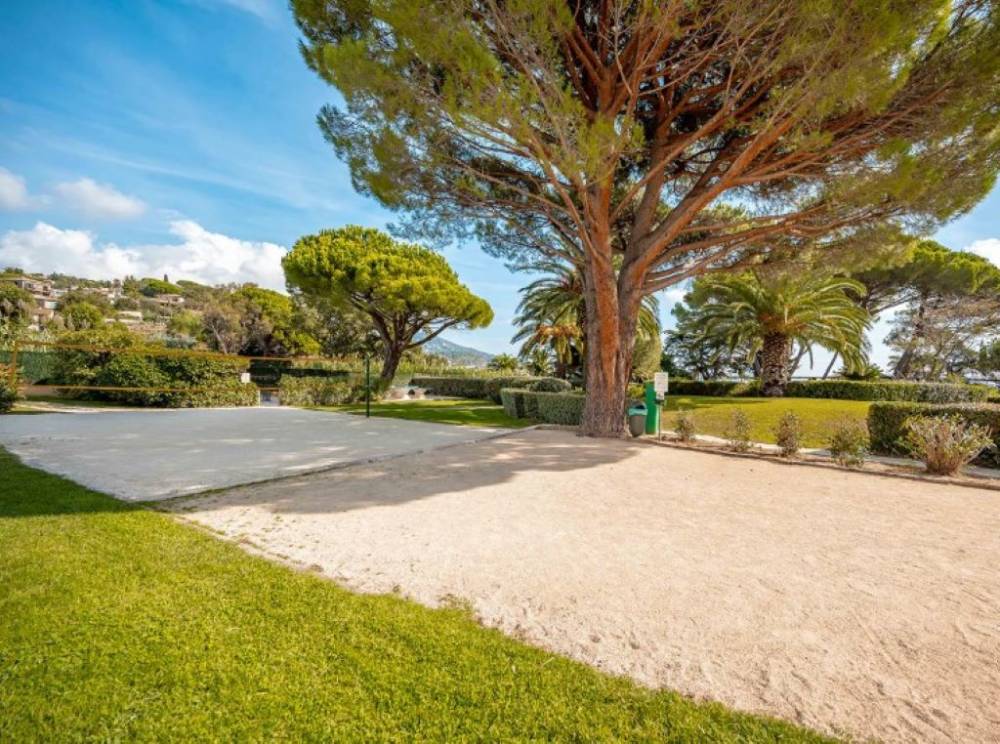 terrain de pétanque